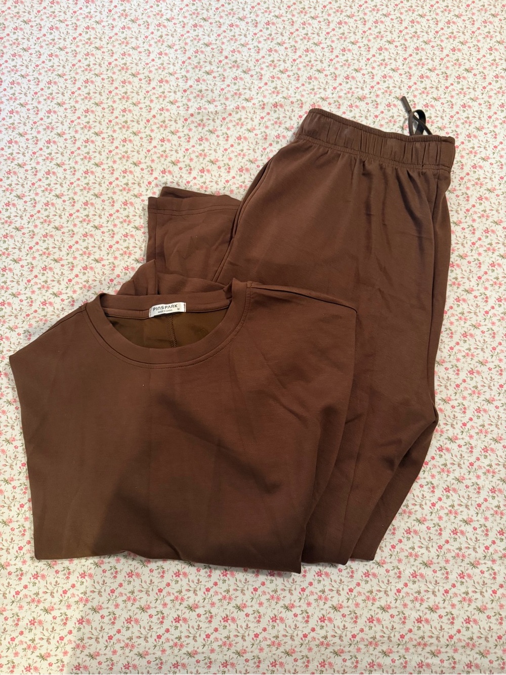 Women’s Brown Lounge Joggers & Top Set - Unbranded